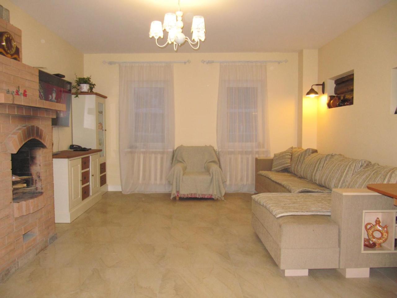 明斯克House With A Fireplace On The River别墅 外观 照片
